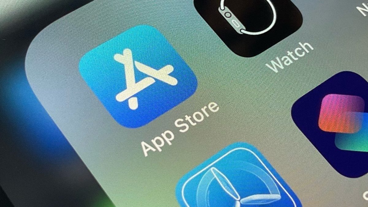 Non-Game Apps Now Dominate Apple App Store For 1st Time